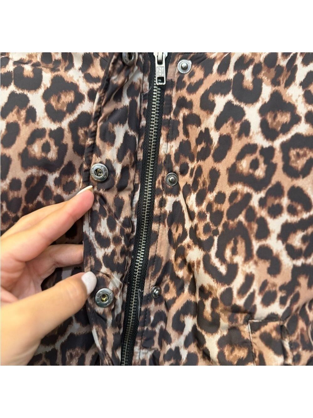 Art Class Girl’s Leopard Print Puffer Jacket - Picture 3 of 6